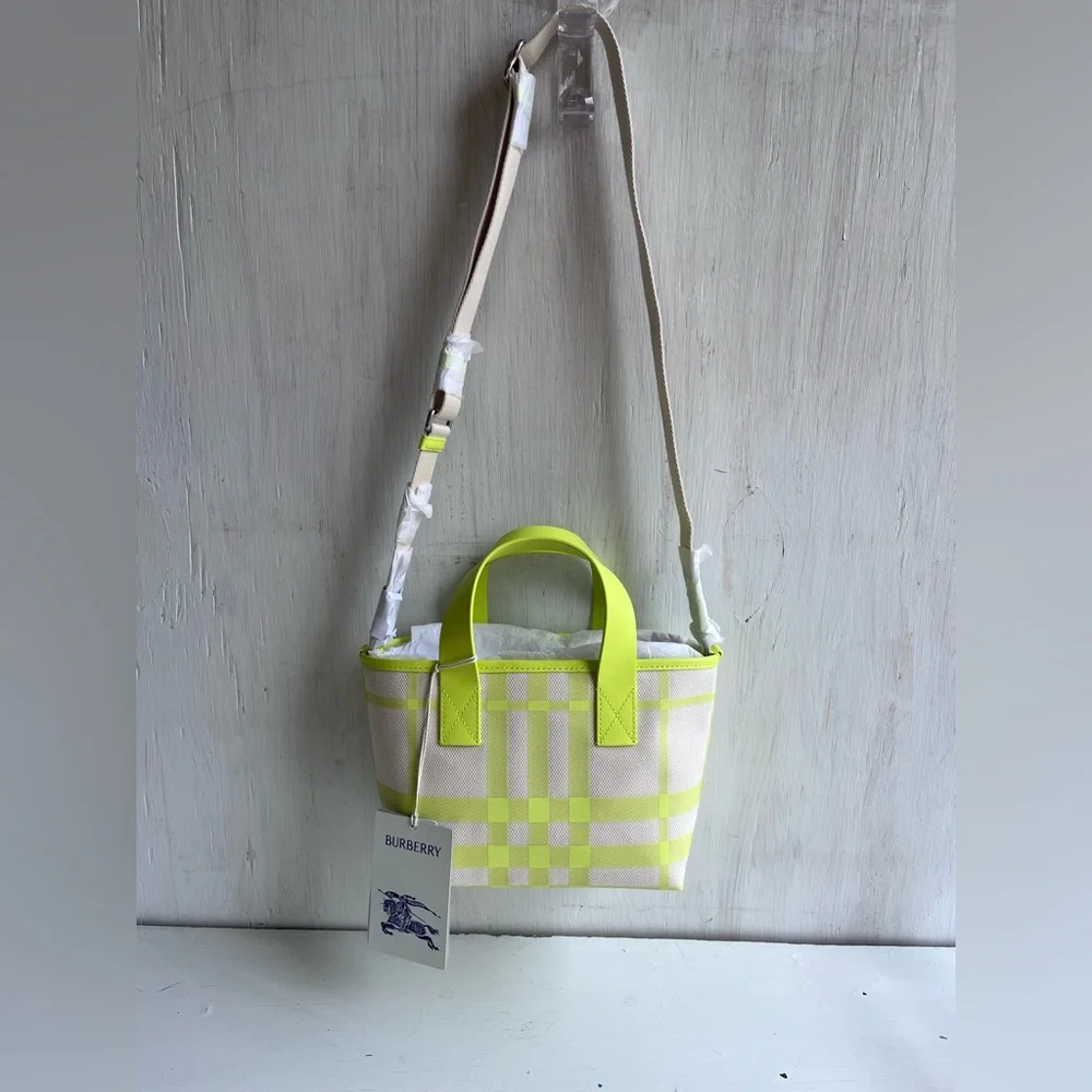 BURBERRY Check Tote- Vivid Lime - Picture 3 of 16